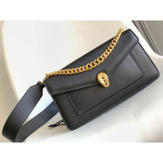 Replica fedele Borsa a tracolla Bvlgari Serpenti East-West Maxi Chain Versione Chip nera Imitazione Fake