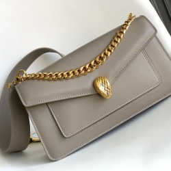 Replica fedele Borsa a tracolla Bvlgari Serpenti East-West Maxi Chain Versione Chip Grigio Imitazione Fake