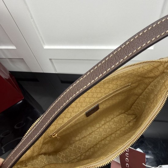 Replica identica Gucci 875117 Borsa a tracolla media Lunetta marrone Replica fedele Gucci 875117 Borsa a tracolla media Lunetta marrone Imitazione Fake