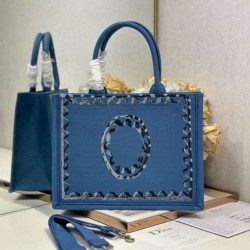 Replica identica Borsa shopping Dior Book Tote Blu Wave con tracolla Replica fedele Borsa shopping Dior Book Tote Blu Wave con tracolla Imitazione Fake