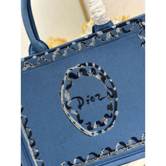Replica fedele Borsa shopping Dior Book Tote Blu Wave con tracolla Imitazione Fake