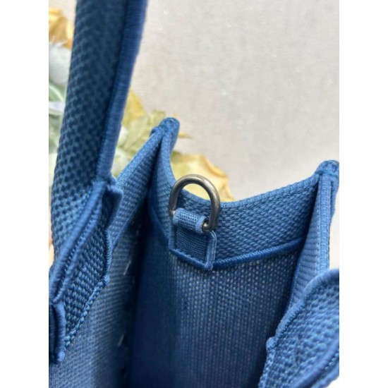 Replica fedele Borsa shopping Dior Book Tote Blu Wave con tracolla Imitazione Fake