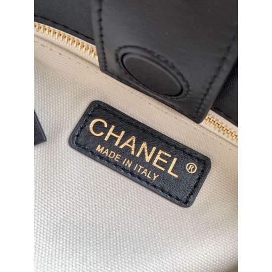 Replica perfetta Borsa a mano Chanel 26S AS6268  scamosciata con tracolla larga Nero Imitazione Fake
