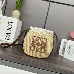 Replica perfetta Borsa Loewe pelle di vitello a nido d'ape Imitazione Fake