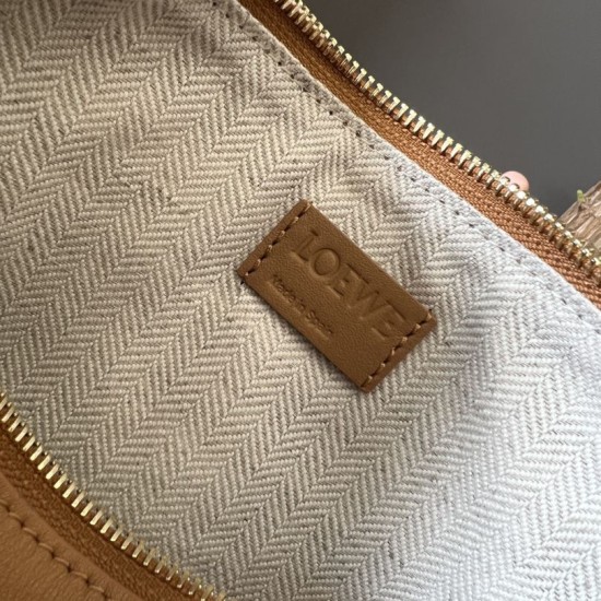 Replica di alta qualità Borsa a tracolla Loewe Hammock Hobo classica Marrone Replica perfetta Borsa a tracolla Loewe Hammock Hobo classica Marrone Imitazione Fake