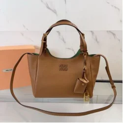 Replica perfetta Borsa Tote Miu Miu hammered marrone Imitazione Fake