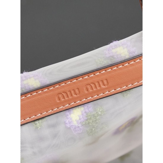 Replica di alta qualità Borsa tote rete ricamata Miu Miu 5BA310 19cm Replica perfetta Borsa tote rete ricamata Miu Miu 5BA310 19cm Imitazione Fake