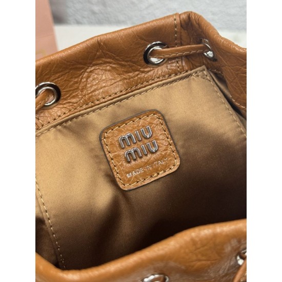 Replica di lusso Zaino Miu Miu 26s pelle cerata 5bc043 marrone Replica perfetta Zaino Miu Miu 26s pelle cerata 5bc043 marrone Imitazione Falsa