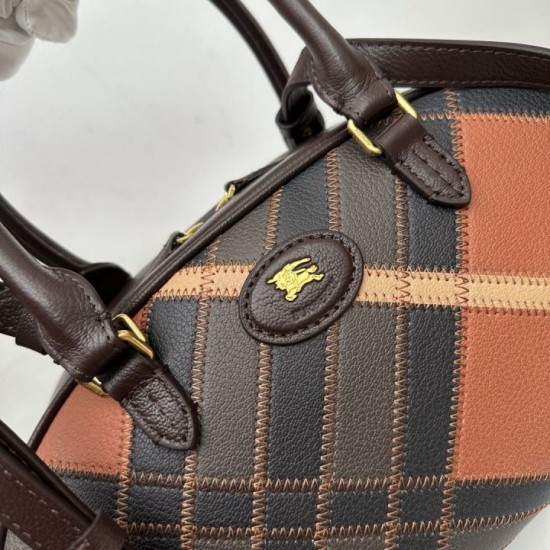 Replica di lusso Borsa da bowling Burberry Highlands media nera Replica perfetta Borsa da bowling Burberry Highlands media nera Imitazione Falsa