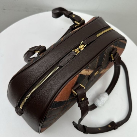 Replica di lusso Borsa da bowling Burberry Highlands media nera Replica perfetta Borsa da bowling Burberry Highlands media nera Imitazione Falsa