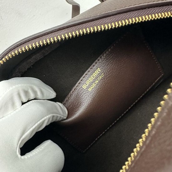 Replica di lusso Borsa da bowling Burberry Highlands media nera Replica perfetta Borsa da bowling Burberry Highlands media nera Imitazione Falsa