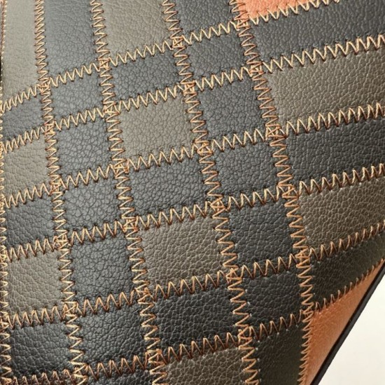 Replica di lusso Borsa da bowling Burberry Highlands media nera Replica perfetta Borsa da bowling Burberry Highlands media nera Imitazione Falsa