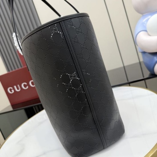 Replica di lusso Borsa tote grande Gucci 874745 Tribeca con perforazioni nera Replica perfetta Borsa tote grande Gucci 874745 Tribeca con perforazioni nera Imitazione Falsa
