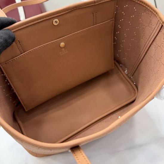 Replica di lusso Borsa tote Gucci 875236 Tribeca con perforazioni giallo terroso Replica perfetta Borsa tote Gucci 875236 Tribeca con perforazioni giallo terroso Imitazione Falsa