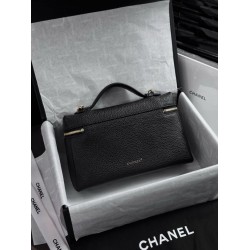 Replica di lusso Beauty case grande Chanel Métiers d'art con catena AP5437 Nero Replica perfetta Beauty case grande Chanel Métiers d'art con catena AP5437 Nero Imitazione Falsa
