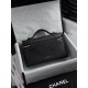 Replica di lusso Beauty case grande Chanel Métiers d'art con catena AP5437 Nero Replica perfetta Beauty case grande Chanel Métiers d'art con catena AP5437 Nero Imitazione Falsa