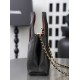 Replica perfetta Borsa triangolare trapuntata Chanel AS6392 nera Imitazione Falsa