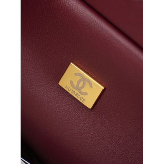 Replica perfetta Borsa triangolare trapuntata Chanel AS6392 nera Imitazione Falsa
