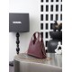 Replica di lusso Borsa Chanel AS6392 triangolare trapuntata bordeaux Replica perfetta Borsa Chanel AS6392 triangolare trapuntata bordeaux Imitazione Falsa