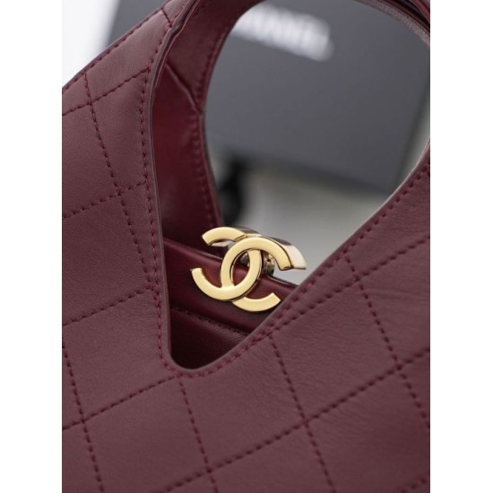 Replica di lusso Borsa Chanel AS6392 triangolare trapuntata bordeaux Replica perfetta Borsa Chanel AS6392 triangolare trapuntata bordeaux Imitazione Falsa
