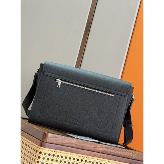 Replica di lusso Borsa a tracolla Dior Normandie con patta nera Replica perfetta Borsa a tracolla Dior Normandie con patta nera Imitazione Falsa