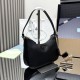 Replica Perfetta Borsa Prada Re-Edition 2005 Saffiano nera Imitazione Falsa