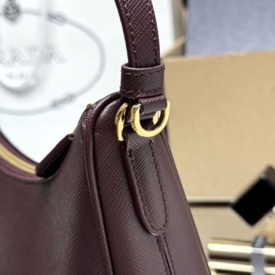 Replica AAA Borsa Prada Re-Edition 2005 Saffiano Borgogna Replica Perfetta Borsa Prada Re-Edition 2005 Saffiano Borgogna Imitazione Falsa