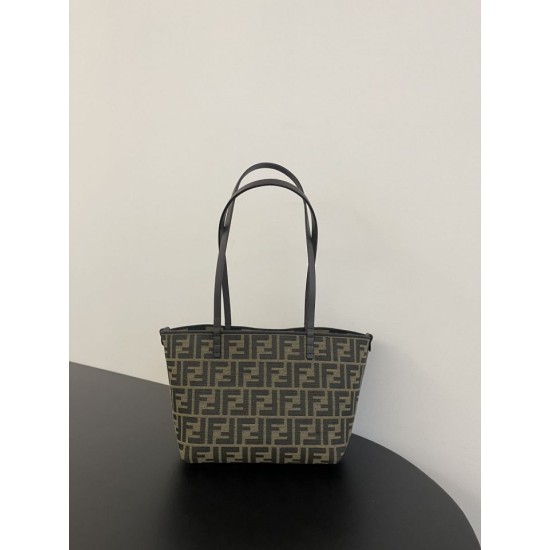 Replica AAA Borsa tote piccola Fendi in tessuto jacquard Marrone Replica Perfetta Borsa tote piccola Fendi in tessuto jacquard Marrone Imitazione Falsa