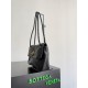 Replica AAA Borsa a tracolla piccola BV Bottega Veneta Madison nera Replica Perfetta Borsa a tracolla piccola BV Bottega Veneta Madison nera Imitazione Falsa