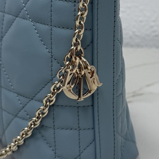 Replica AAA Pochette Dior Travel Nomad S2613 blu Replica Perfetta Pochette Dior Travel Nomad S2613 blu Imitazione Falsa