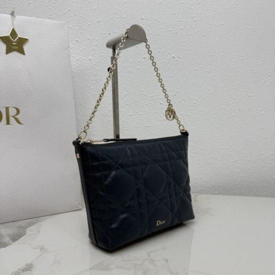 Replica Perfetta Pochette Dior Travel Nomad S2613 Nero Imitazione Falsa