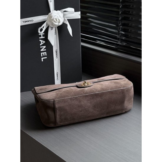 Replica Perfetta Borsa Chanel Flap Maxi AS6281 scamosciata con catena  Imitazione Falsa