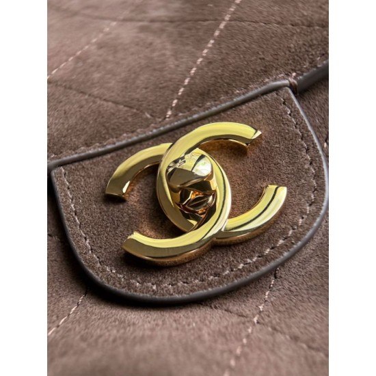 Replica Perfetta Borsa Chanel Flap Maxi AS6281 scamosciata con catena  Imitazione Falsa