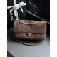 Replica Perfetta Borsa Chanel Flap Maxi AS6281 scamosciata con catena  Imitazione Falsa