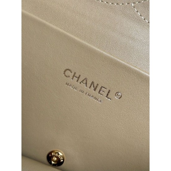 Replica AAA Borsa Chanel Flap Maxi scamosciata con catena AS6281 albicocca Replica Perfetta Borsa Chanel Flap Maxi scamosciata con catena AS6281 albicocca Imitazione Falsa