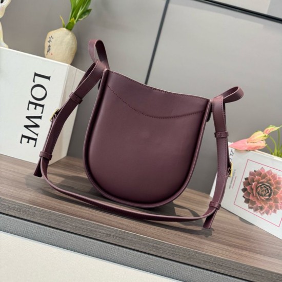 Replica AAA Borsa Loewe Hammock Slice Borgogna Replica Perfetta Borsa Loewe Hammock Slice Borgogna Imitazione Falsa