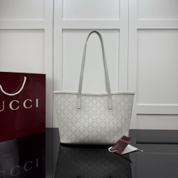 Replica Perfetta Borsa Gucci Tribeca con motivo logo GG traforato bianco Imitazione Falsa