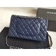 Replica Medium Classica Caviar Flap Borse A1112 Blu Argento / Hardware d'oro