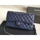 Replica Medium Classica Caviar Flap Borse A1112 Blu Argento / Hardware d'oro