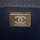 Replica Borsa piccola con patta con maniglia superiore AS2680 nera