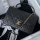 Replica Borsa piccola con patta con maniglia superiore AS2680 nera