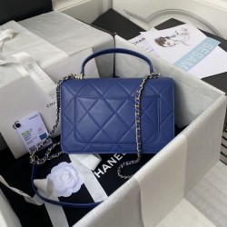 Replica Borsa piccola con patta con manico superiore AS2680 blu