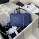 Replica Borsa piccola con patta con manico superiore AS2680 blu