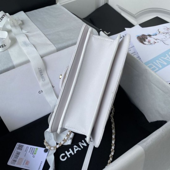 Replica Borsa piccola con patta con maniglia superiore AS2680 bianca
