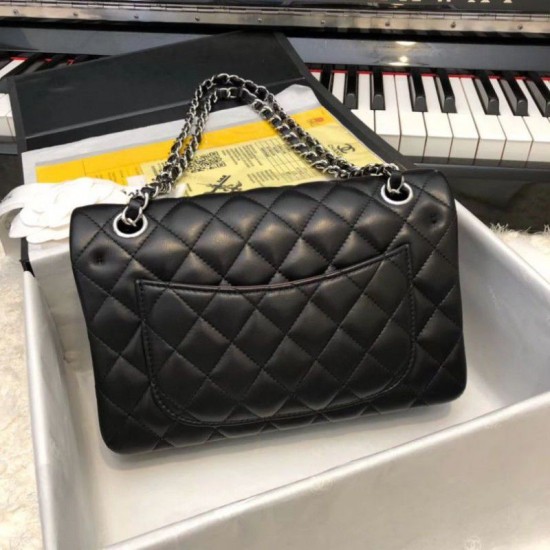 Replica Borsa Classic Flap Piccolo A1117 Nero Argento Hardware