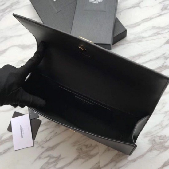 Replica Portafoglio YSL Saint Laurent Classic Monogram in pelle liscia nera