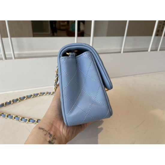 Replica Borsa con patta classica A1113 Hardware in argento blu