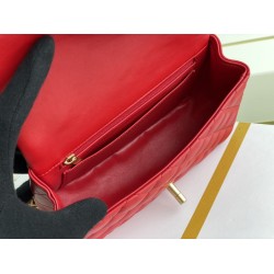 Replica Mini Borsa con Patta in Pelle di Vitello Granata con Manico Superiore AS2431 Rosso Replica Mini Borsa con Patta in Pelle di Vitello Granata con Manico Superiore AS2431 Rosso