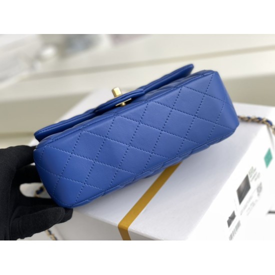 Replica Mini Borsa con Patta in Pelle di Vitello Granata con Manico Superiore AS2431 Blu Replica Mini Borsa con Patta in Pelle di Vitello Granata con Manico Superiore AS2431 Blu