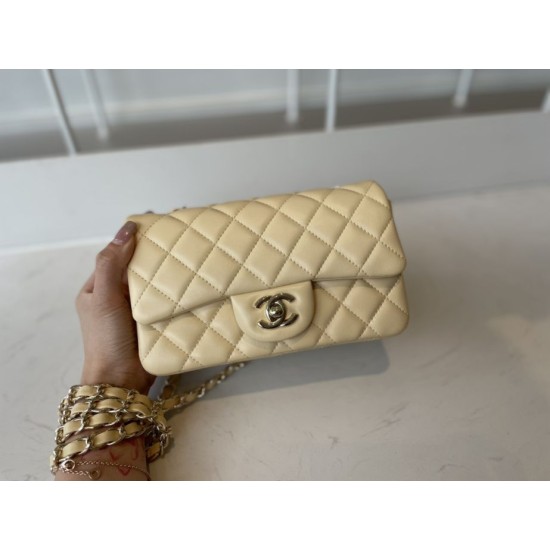 Replica Borsa classica con patta A1112 Hardware argento albicocca